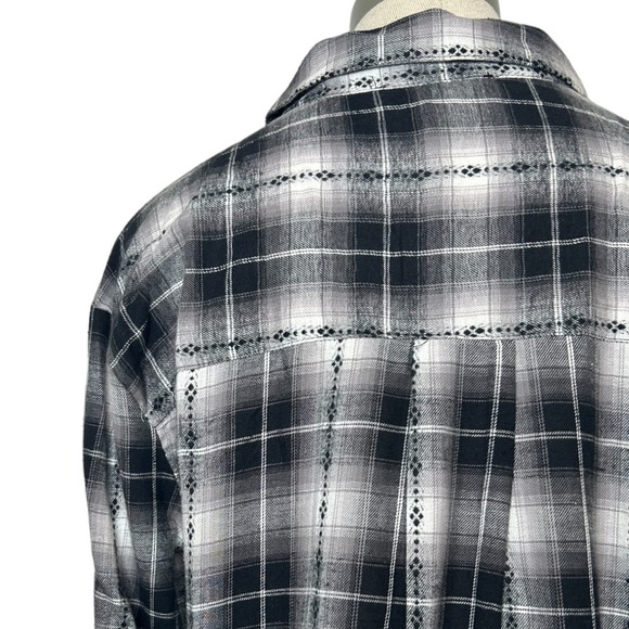 Jane and Delancey Black Stitch Button Down Collared Boyfriend Plaid Top Small - Picture 10 of 13